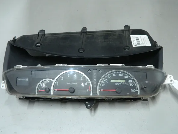 Щиток приборов TOYOTA NOAH AZR60 (Контрактный) 68000126 8380028A21