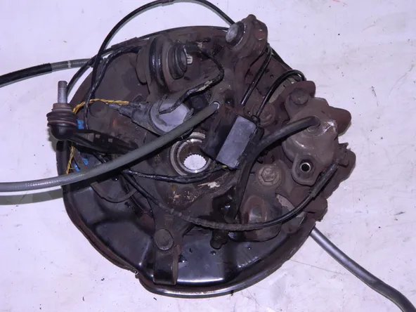 Ступица BMW 1-Series F20 Зад Прав (Контрактный) 35815304