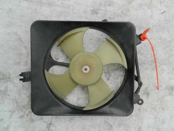 Диффузор радиатора HONDA TORNEO CL3 (Контрактный) 72367866