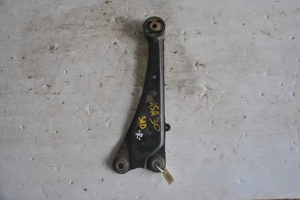 Рычаг подвески TOYOTA RAV4 ACA30 Зад Прав (продольный) (Контрактный) 45984795
