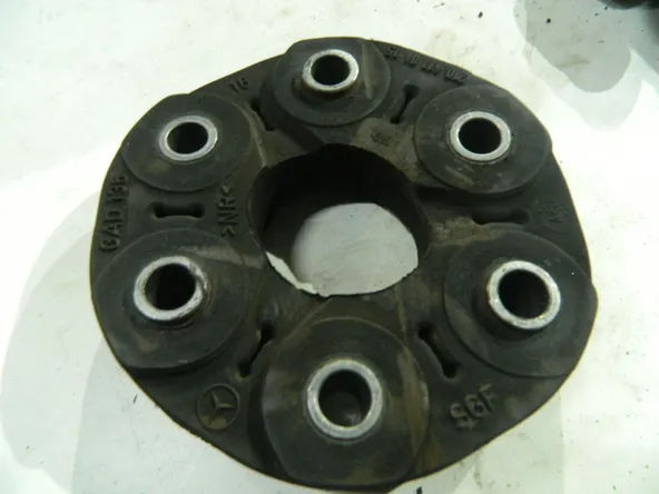 Муфта карданного вала MERCEDES-BENZ E-Class W211 (Контрактный) 28588603