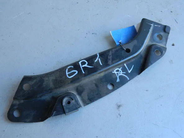 Кронштейн над фарой ресничка VOLKSWAGEN POLO 6R1 Лев (Контрактный) 41130213