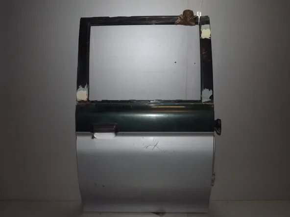 Дверь MITSUBISHI L200 4D56 1996-2006 Зад Прав (Б/У) 63104 MR178078