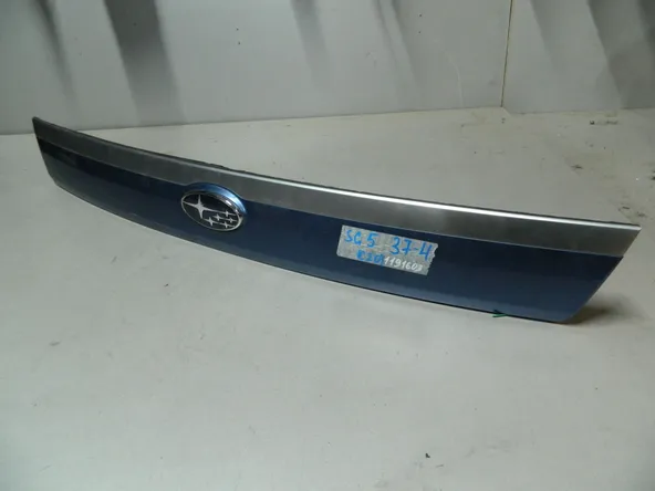 Накладка двери багажника SUBARU FORESTER SG5 (Контрактный) 81540844