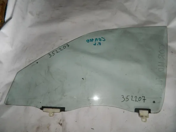 Стекло двери TOYOTA COROLLA 110 Перед. Лев (Контрактный) 352207
