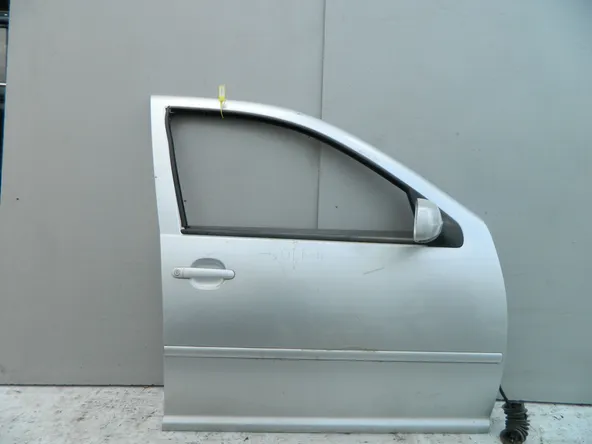 Дверь VOLKSWAGEN GOLF 1J1 Перед Прав (Контрактный) 40951298