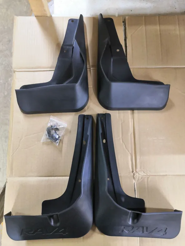 Брызговик GENERAL PARTS GPTOYRAV416 TOYOTA RAV4 16г- (комплект)