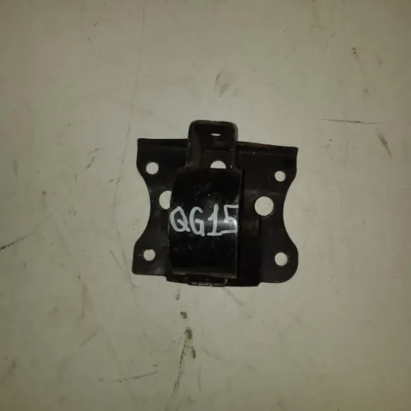 Подушка двигателя NISSAN PRIMERA QP12 QG15DE  (Контрактный) 112204M412