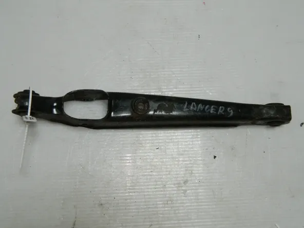 Рычаг поперечный MITSUBISHI LANCER9 Зад 46098795 Б/У