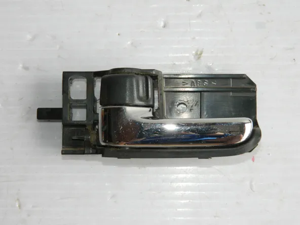 Ручка двери TOYOTA COROLLA NZE120 Перед Лев (Б/У)