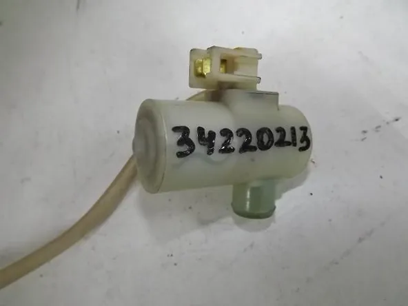 Мотор бачка омывателя HONDA STREAM RN1 (Контрактный)