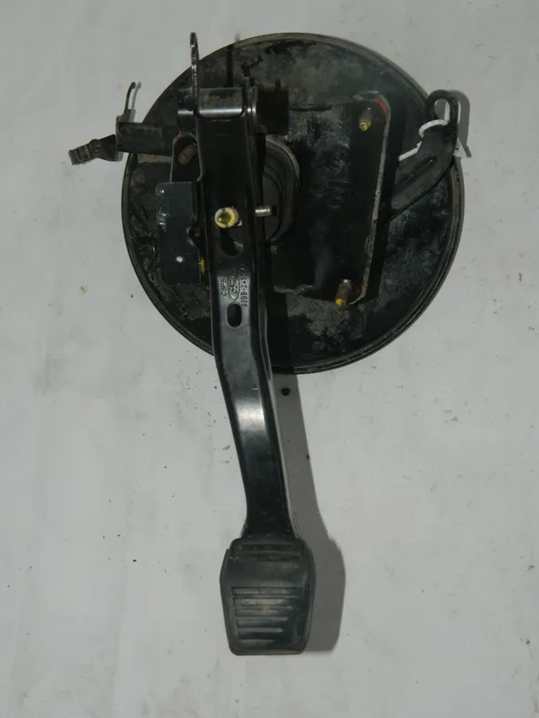 Вакуумник FORD MONDEO BGP L1F (Б/У) 53107