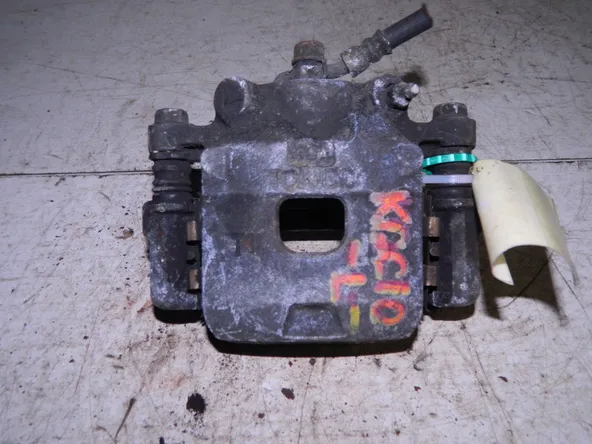 Суппорт TOYOTA PASSO KGC10 Перед Лев (Кoнтрактный) 79590033