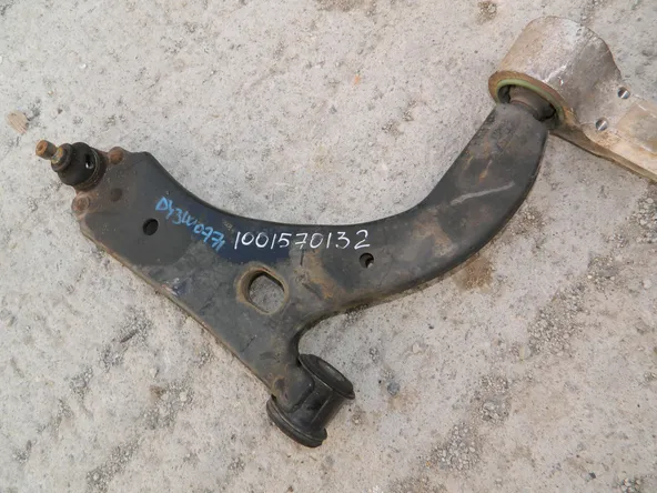 Рычаг подвески MAZDA DEMIO DY3W Перед Прав (Контрактный) 1001570132