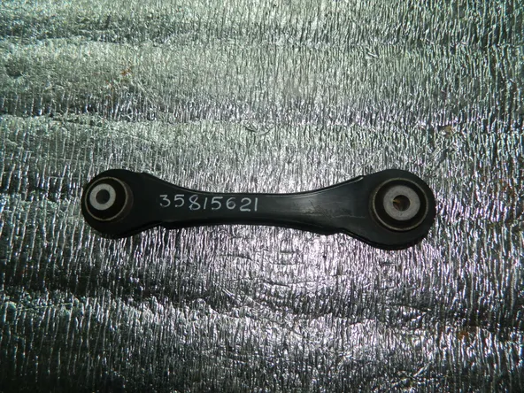 Рычаг подвески BMW 1-SERIES F20 Зад (Контрактный) 35815621