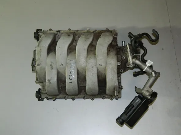 Коллектор впускной AUDI Q7 4L BAR (Б/У)