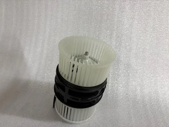 Мотор печки TERMAL 402705 RENAULT MEGAN III 08- 272108241R