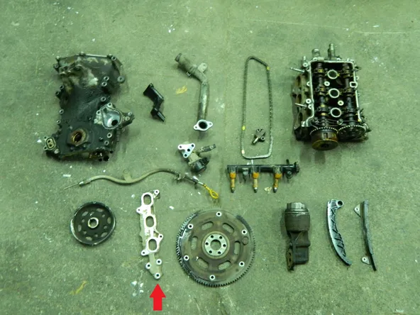 Пластина впускного коллектора TOYOTA 1KRFE (Б/У)