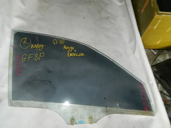 Стекло двери MAZDA CAPELLA GF8P Перед. Прав (Контрактный) 1842207