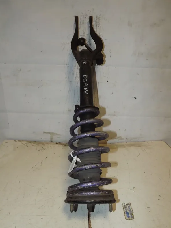 Стойка подвески MITSUBISHI LEGNUM EC4W Перед Прав (Контрактный) 35023431