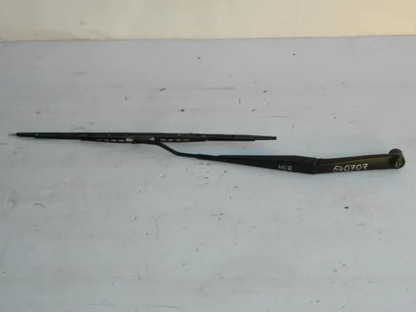 Поводок стеклоочистителя HYUNDAI SOLARIS HCR Перед Лев (Б/У)