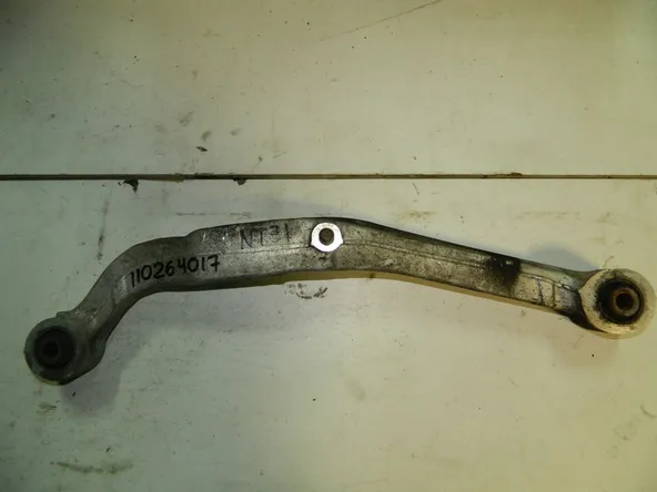 Рычаг подвески NISSAN X-TRAIL NT31 Зад Лев Верх (Контрактный) 110264017