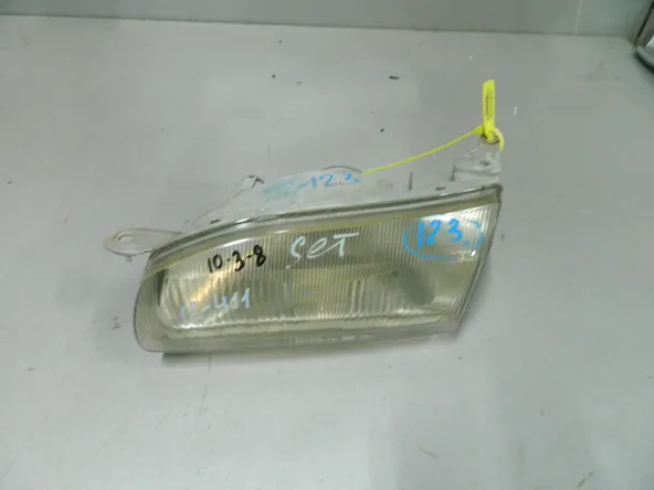 Фара TOYOTA COROLLA AE110 Перед Лев 12411 (Контрактный) 64492802