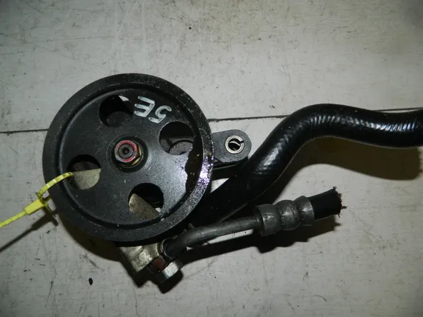 Гидроусилитель руля TOYOTA 5EFE (Контрактный) 79768594