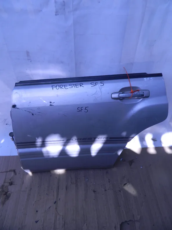 Дверь SUBARU FORESTER SF5 Зад Лев (Контрактный) 65243048