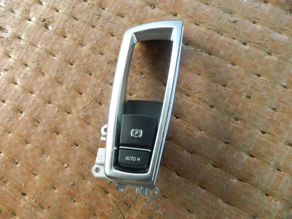 Кнопка ручника BMW 5-SERIES F10 (Контрактный) 24493000020