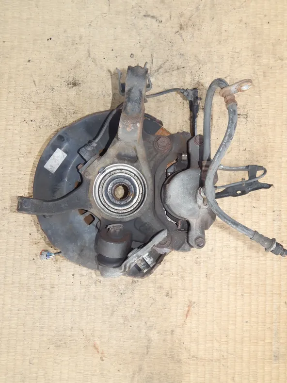 Ступица TOYOTA CAMRY ACV30 Перед Лев (Контрактный) 32158801