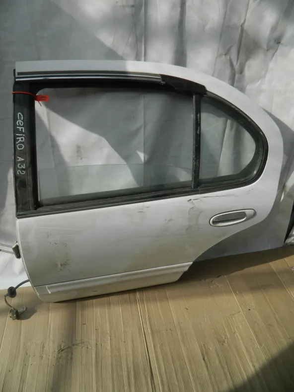 Дверь NISSAN MAXIMA A32 Зад Лев (Контрактный) 65243060