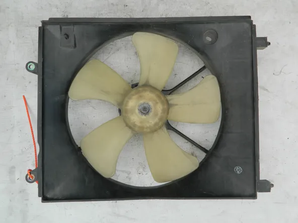 Диффузор радиатора TOYOTA IPSUM SXM10 (Контрактный) 72355033