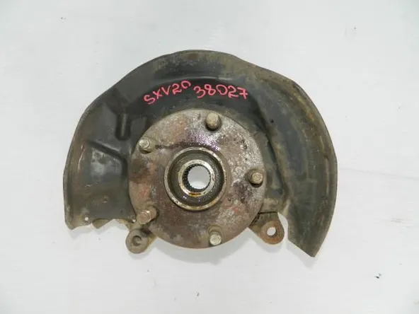 Ступица TOYOTA CAMRY GRACIA Прав SXV20 5SFE (Б/У) 4321133070