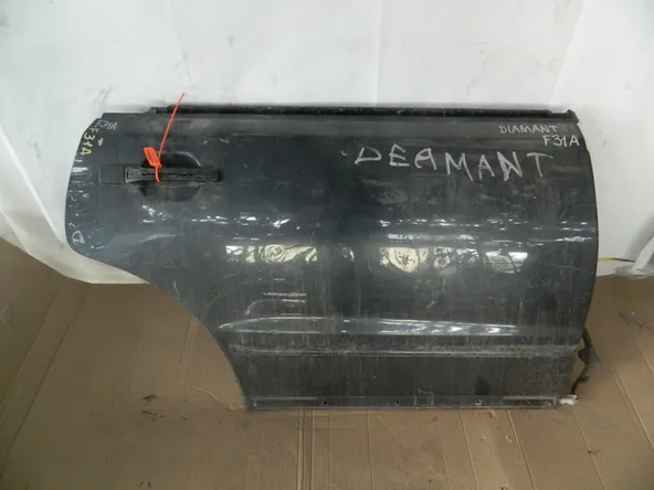 Дверь MITSUBISHI DIAMANTE F31A Зад Прав (Контрактный) 65243145