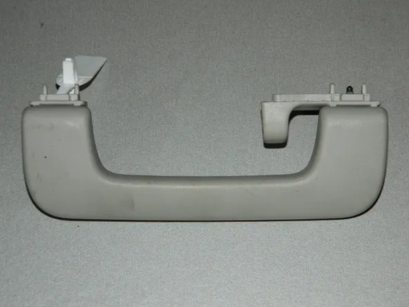 Ручка потолочная AUDI Q7 4L Зад (Б/У) 35020668