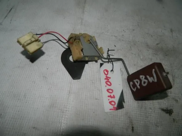 Датчик уровня топлива MAZDA PREMACY CP8W (Кoнтрактный)