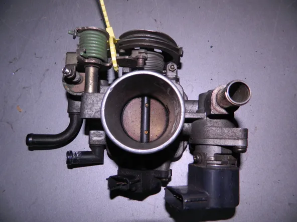 Дроссельная заслонка NISSAN SR18DE (Контрактный) 79780890