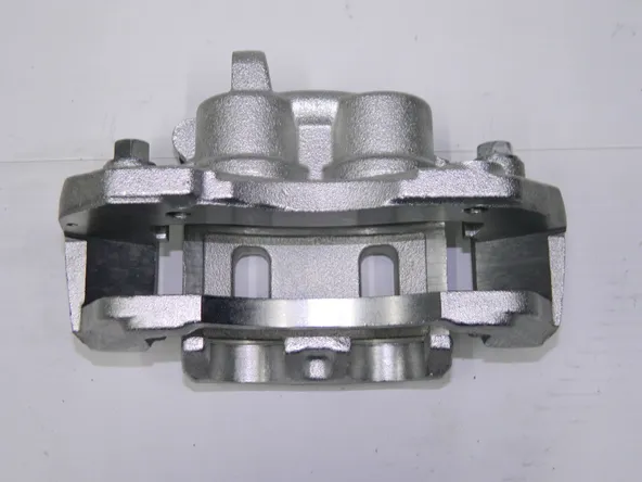 Суппорт тормозной GENERAL PARTS MB858405 MITSUBISHI PAJERO V4# V2# Перед Прав