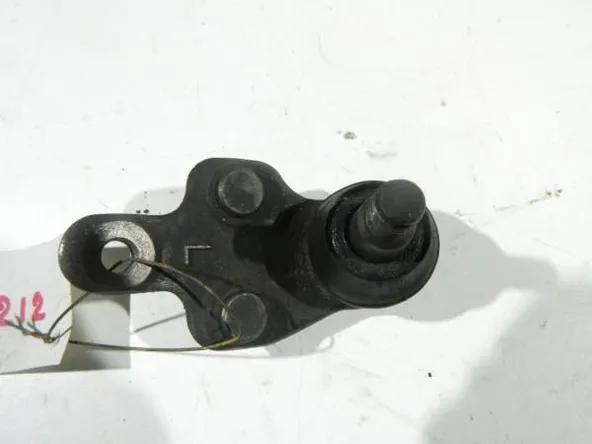 Опора шаровая TOYOTA ESTIMA ACR30 Лев ( Контрактный)