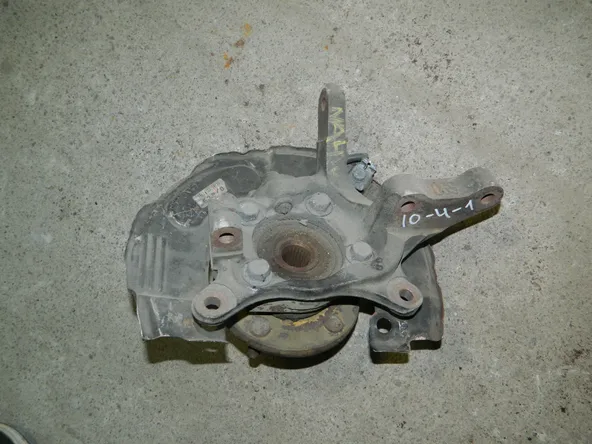 Ступица MITSUBISHI GRANDIS NA4W Перед Лев (Контрактный) 79591213