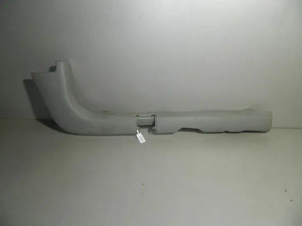 Накладка на порог Renault Clio II Перед. Прав (Б/У)