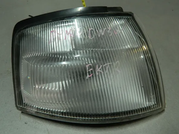 Габарит MAZDA DEMIO DW3W Перед Прав (Контрактный) 79768300