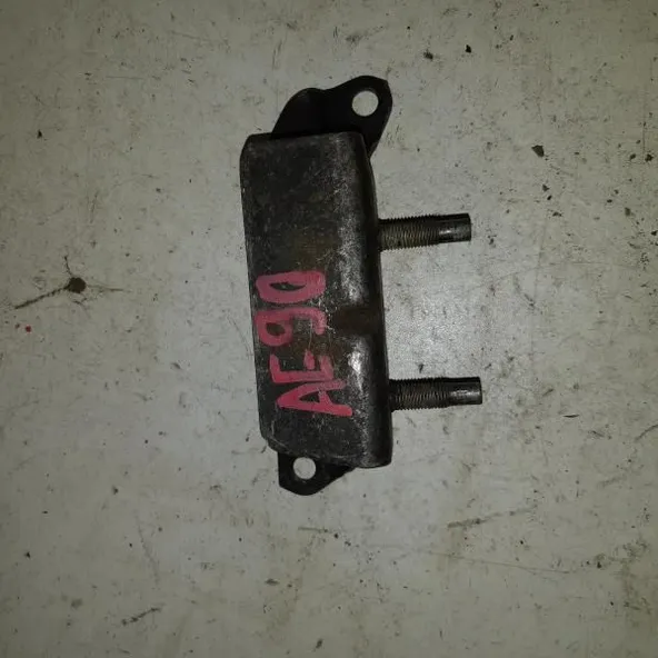 Подушка двигателя TOYOTA COROLLA AE91 5AFE Перед (Контрактный) 1