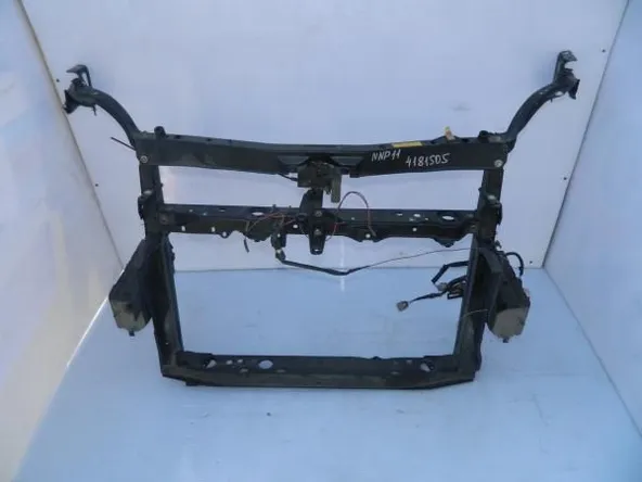 Рамка радиатора TOYOTA PORTE NNP11 (Контрактный)