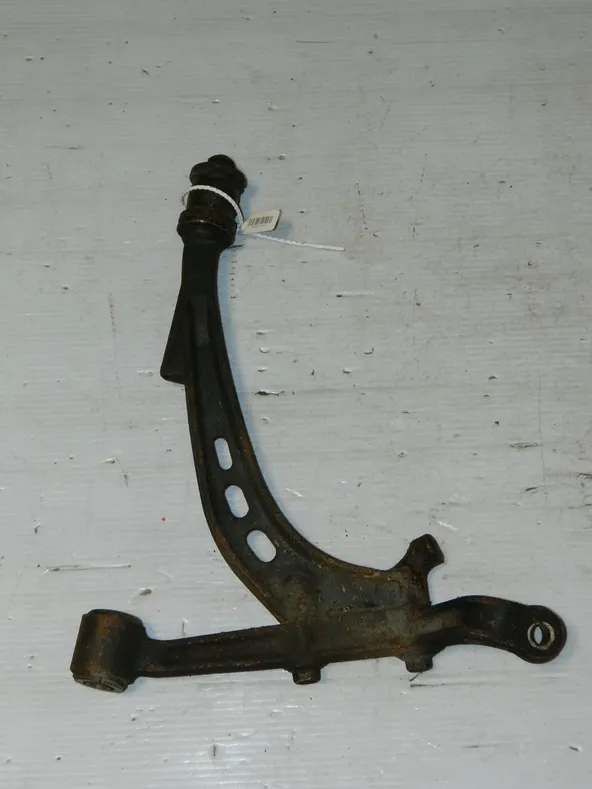 Рычаг подвески TOYOTA ESTIMA TCR10 Перед Прав (Контрактный) 45992548