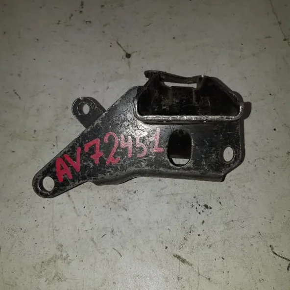 Подушка двигателя TOYOTA COROLLA VERSO ZNR11 Перед (Контрактный) AV72451