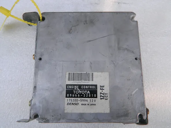 Блок управления ДВС TOYOTA VISTA ZZV50 1ZZVE (Контрактный) 79768879 8966632010