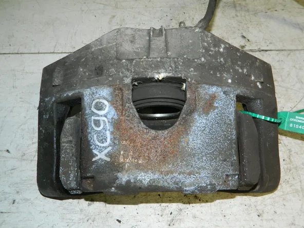 Суппорт VOLVO XC90 C59 Перед Лев (Контрактный) 81540216