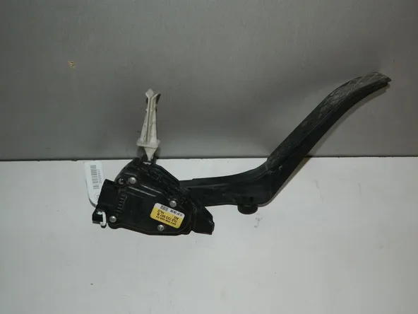 Педаль газа AUDI Q7 4L BAR (Б/У)